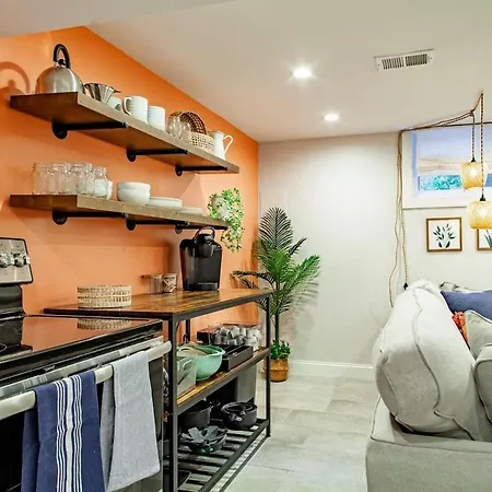 Private 1-Br Dc Residential-Style Stay Parking Washington Exterior photo