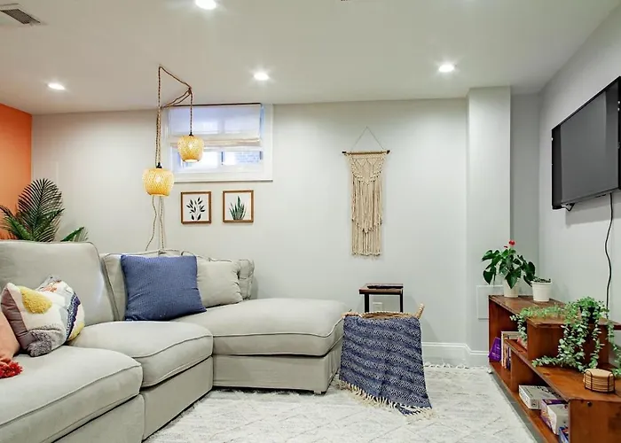 Private 1-Br Dc Residential-Style Stay Parking